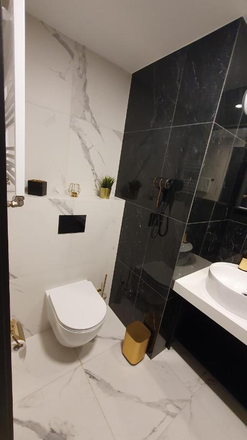 Gold Horizon Apartament Solny Resort Z Klimatyzacja I Garazem Колобжег Екстериор снимка